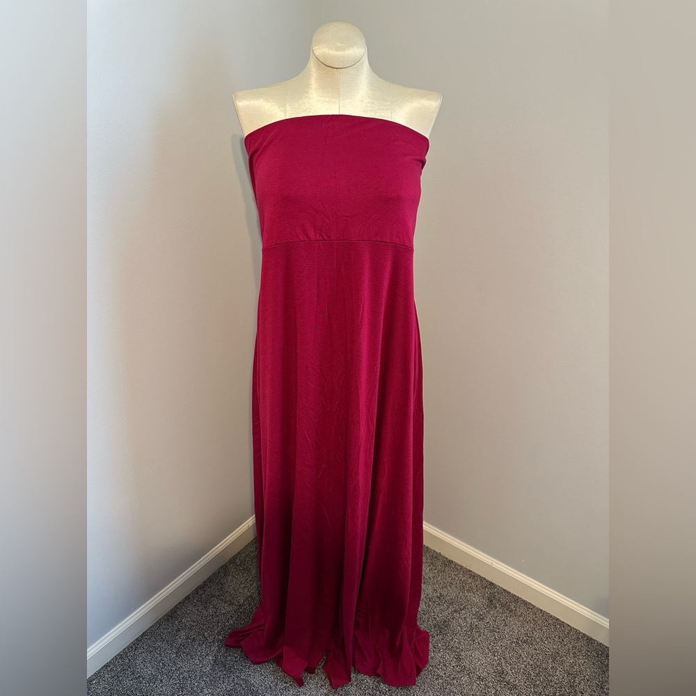 Elegant Strapless Maroon Maxi Dress Size 4x